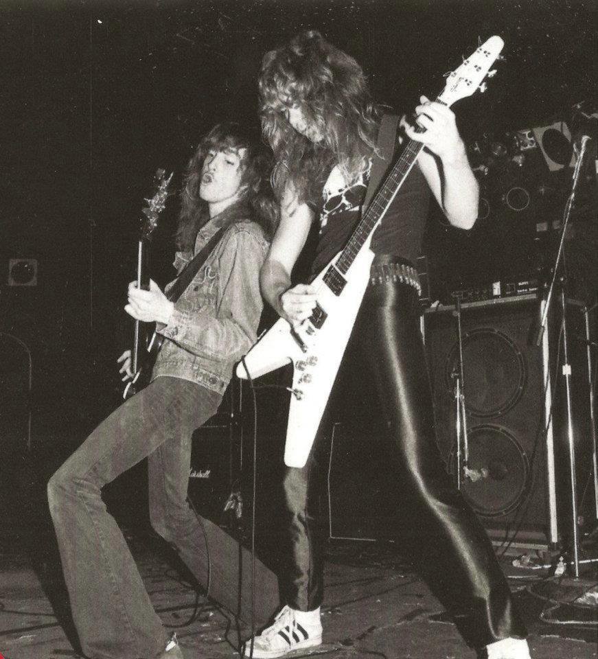daily james hetfield tweet media