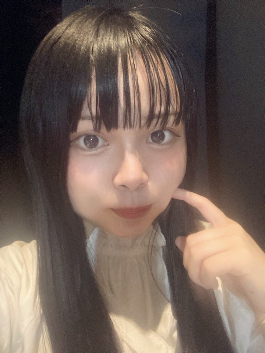 cloneofficialx's tweet photo. 昨日のJPIありがとうございました✨
キスミーパティシエセンターでできて緊張したけど楽しかった！！
みんなたくさん声出してくれてありがとう🥺
ひより（仮） https://t.co/nTHwc5cK7N