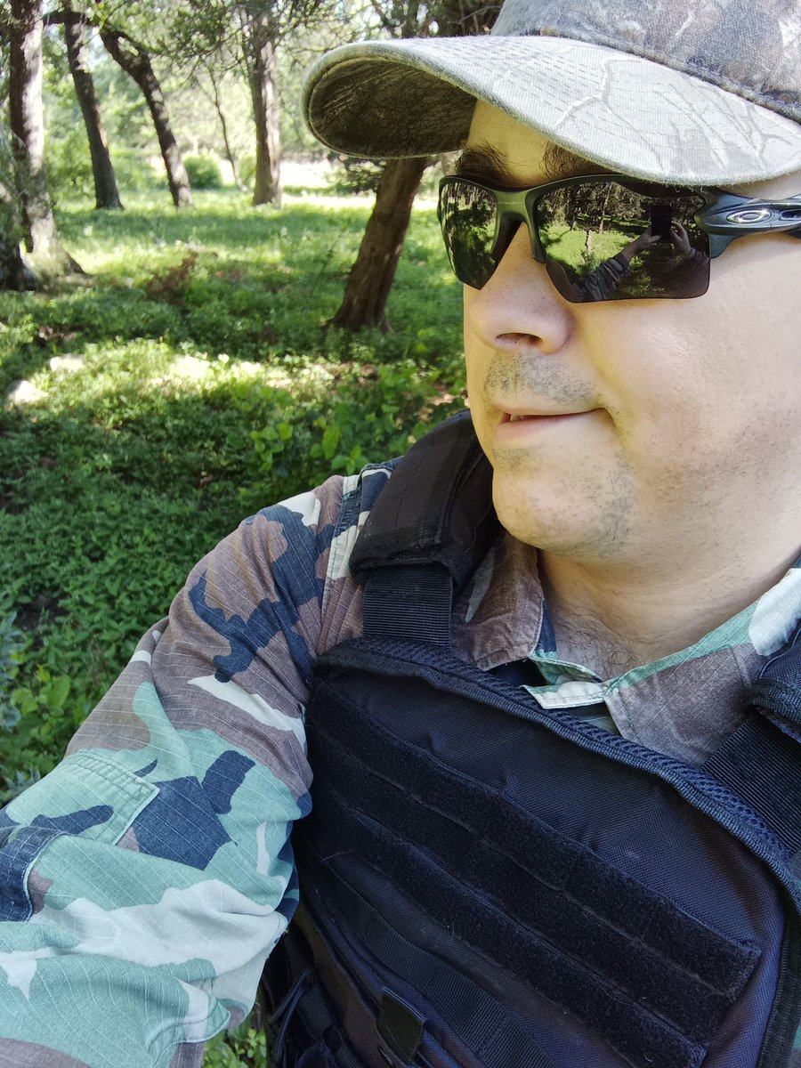 TheHidden_B's tweet photo. Haven't airsoft in a while..but got a beautiful morning to do so https://t.co/EsClUxPgYt