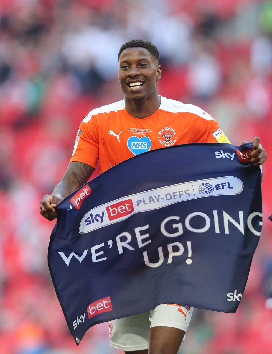 AnythingBFC's tweet photo. 📆𝗢𝗡 𝗧𝗛𝗜𝗦 𝗗𝗔𝗬🧡

Late in May in 2021 Kenny Dougall scored two not one.. 🎶

On this day 5 years ago we got promoted to the Championship beating Lincoln City 2-1 at Wembley 😍

What a day🧡🍊

#utmp | #blackpoolfc | #lincolncityfc https://t.co/6b9MoYTOL5