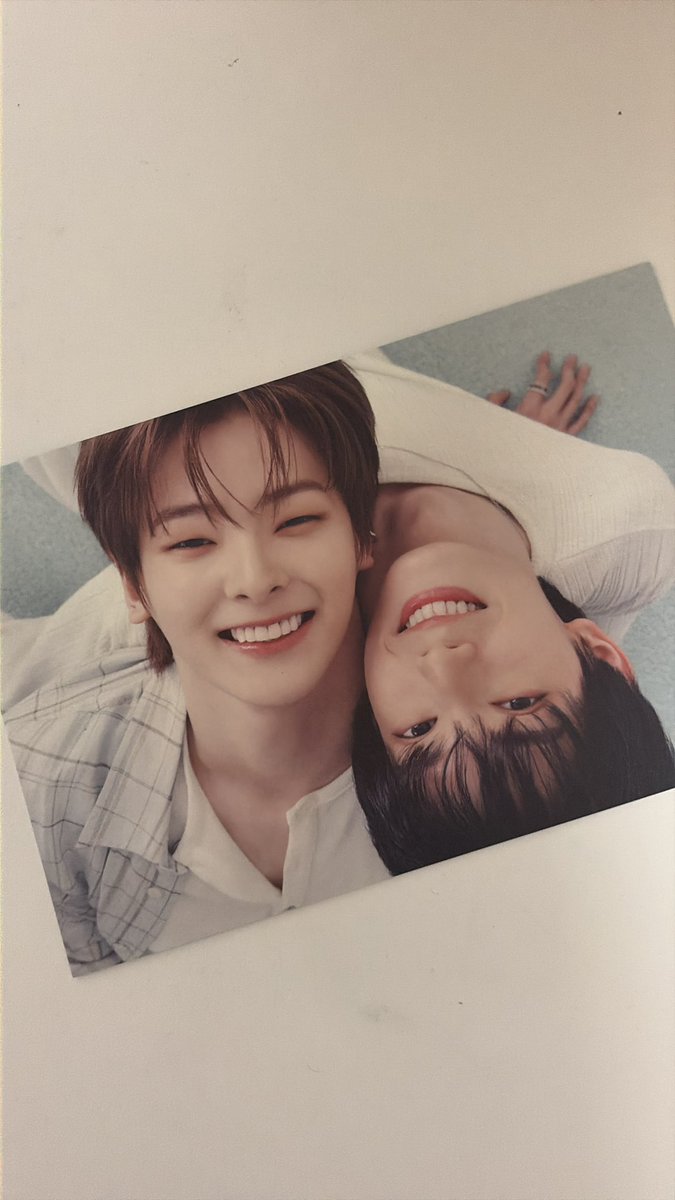 li0_0yu's tweet photo. 이거 너무예쁨… https://t.co/dCVjYvpsXd