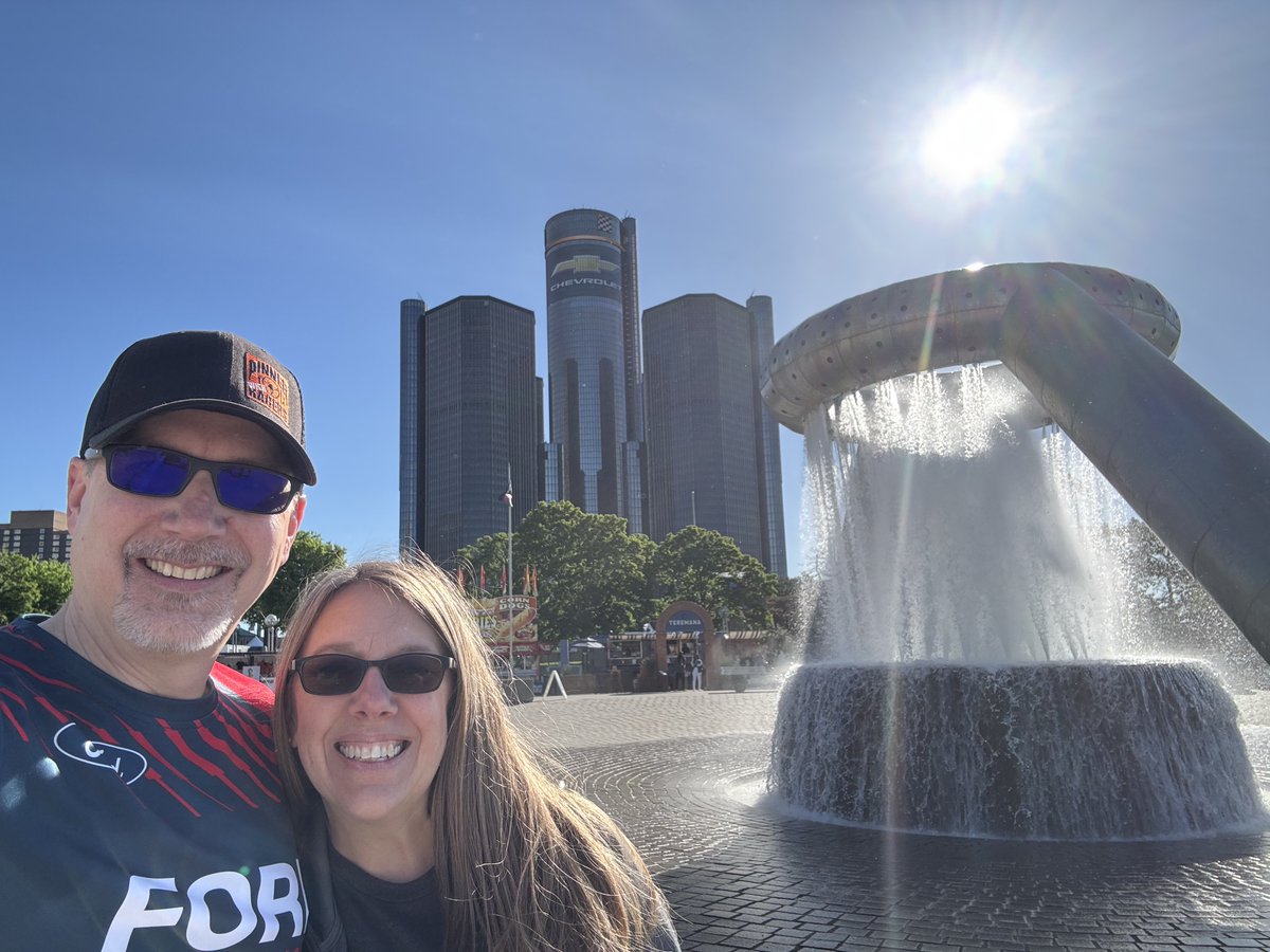 BrightBlueStang's tweet photo. Beautiful day with my lovely wife @Muttball @IMSA 
@IMSARadio @DWRshow @FordRacing https://t.co/gWL2FAW5dz