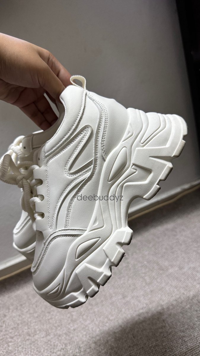 deebuddyz's tweet photo. Platform Shoes Rental for 
✨ASIA TOP FESTIVAL✨

Rental: RM20
Height: 8cm
Size: 38 (27cm)

📍meet up at venue

#ASIATOPMUSICFESTIVAL #CxMinKL
 #CRAVITYinKL #STAYCinKL #TWSinKL #82MAJORinKL https://t.co/4Gp0X15kMi