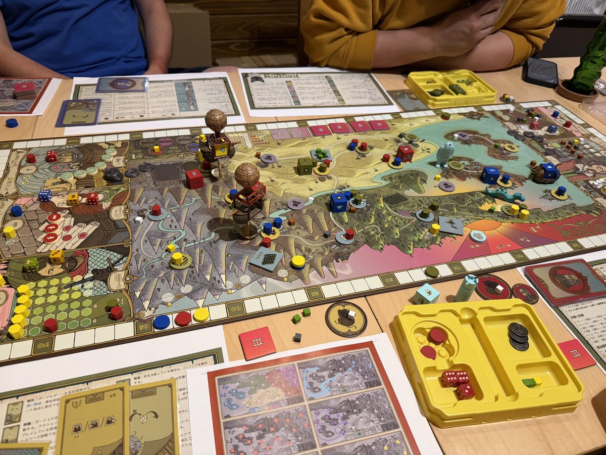 yellow_meeple's tweet photo. 今日はタンブリングダイスでえんやす会でした。念願の『フューダム』をプレイしました。インスト2時間半、プレイは4時間ぐらいかかりました。「Improve Action」（改善アクション）は1回で1カ所のみなのか、できる所は改善していいのか分かりませんでした。誰か教えてください！ https://t.co/30eHMinFOq