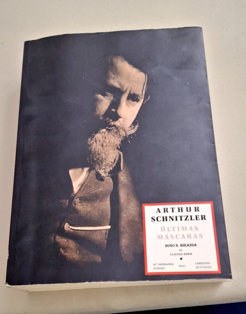 HectorOAguilar's tweet photo. Miren, @AlfredoDeCaixas @jesusrglez @powaqatsi: esto ya está maquilándose.

Son cerca de 1000 páginas de y sobre Arthur Schnitzler. https://t.co/ZPMbFzbag7