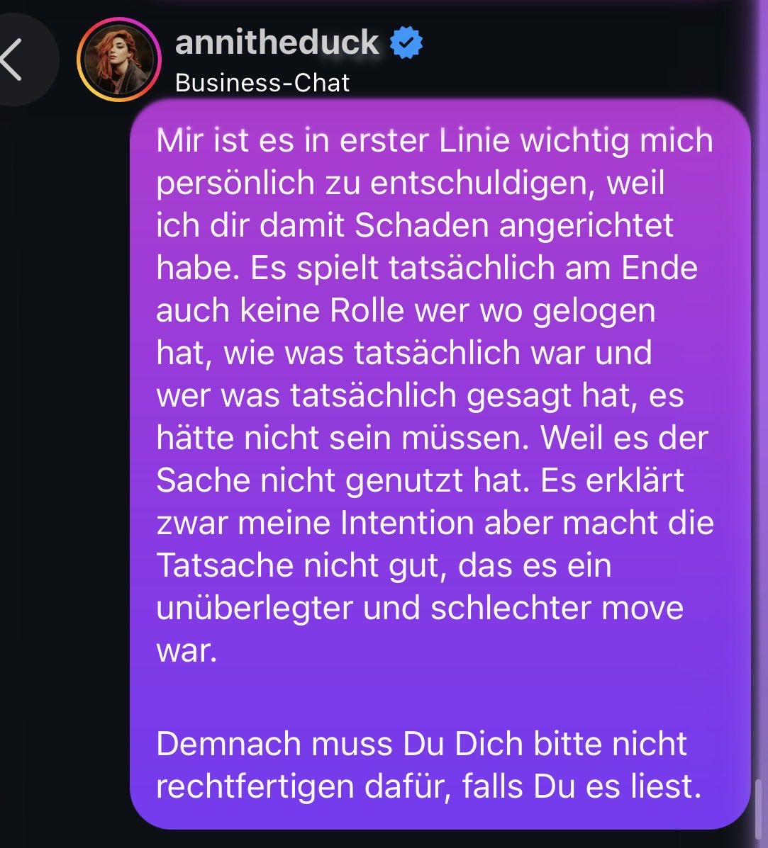 》N̶̸E̶̴L̶̴ ̈́̕L̶̸A̶̴《 tweet media