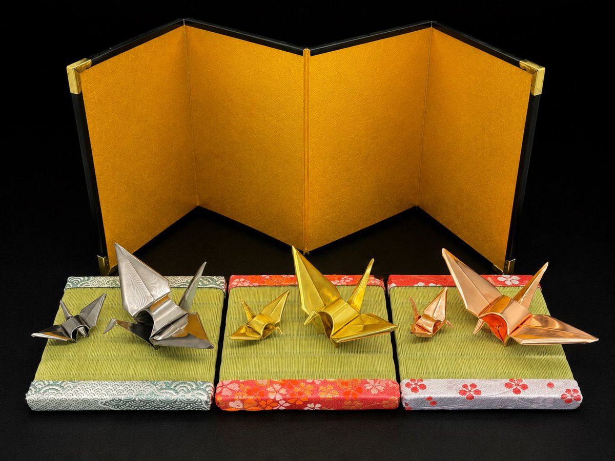 amethyst_ab02's tweet photo. Most people can't believe these aren't made of paper.
Three parent-and-child origami crane families, hand-folded from copper, brass, and titanium.
Same design. Different metal. Completely different character.
Which one is your favorite?
#Origami #MetalArt #Kyoto https://t.co/8z0qQxaqbd