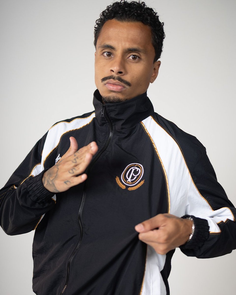 ShopTimao's tweet photo. A collab que a Fiel estava esperando chegou!

A nova coleção Approve do Corinthians já está disponível na ShopTimão. Corre garantir a sua! https://t.co/Jh79cPKNsa https://t.co/AI2K0Go1Qd