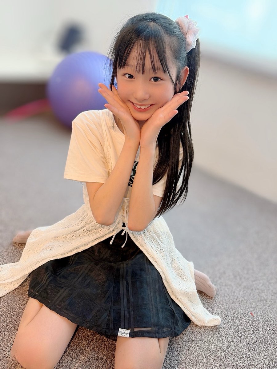 DP_MOMO701's tweet photo. こんばんにゃん🐈
今日はふーちゃんのお家に🏠お泊まりしにきたよーーっ💕ｲｪｰｲ🙌
まおちゃんは本当はお泊まりする予定だったけど足がダメだから夜まであそんだよっ💕
まおちゃんお大事にねっ🥟⭐️
犬のお散歩にもいったよ‼️バイバイ👋😘 https://t.co/J1S1vy7h3W