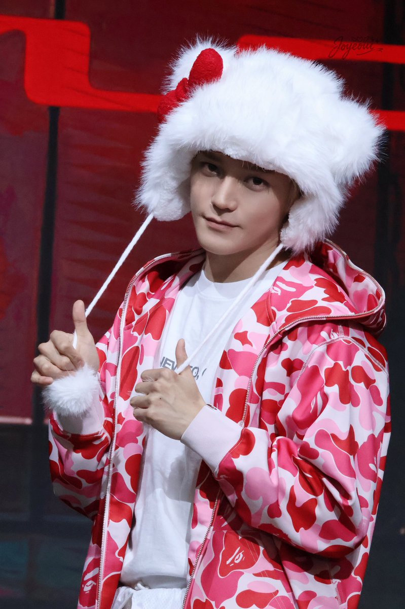 Joyeoui's tweet photo. 260530 mr팬사인회

 핑크 툥💕

 #태용 #TAEYONG #テヨン 
#NCT #NCT127 https://t.co/gHp7lyscuQ