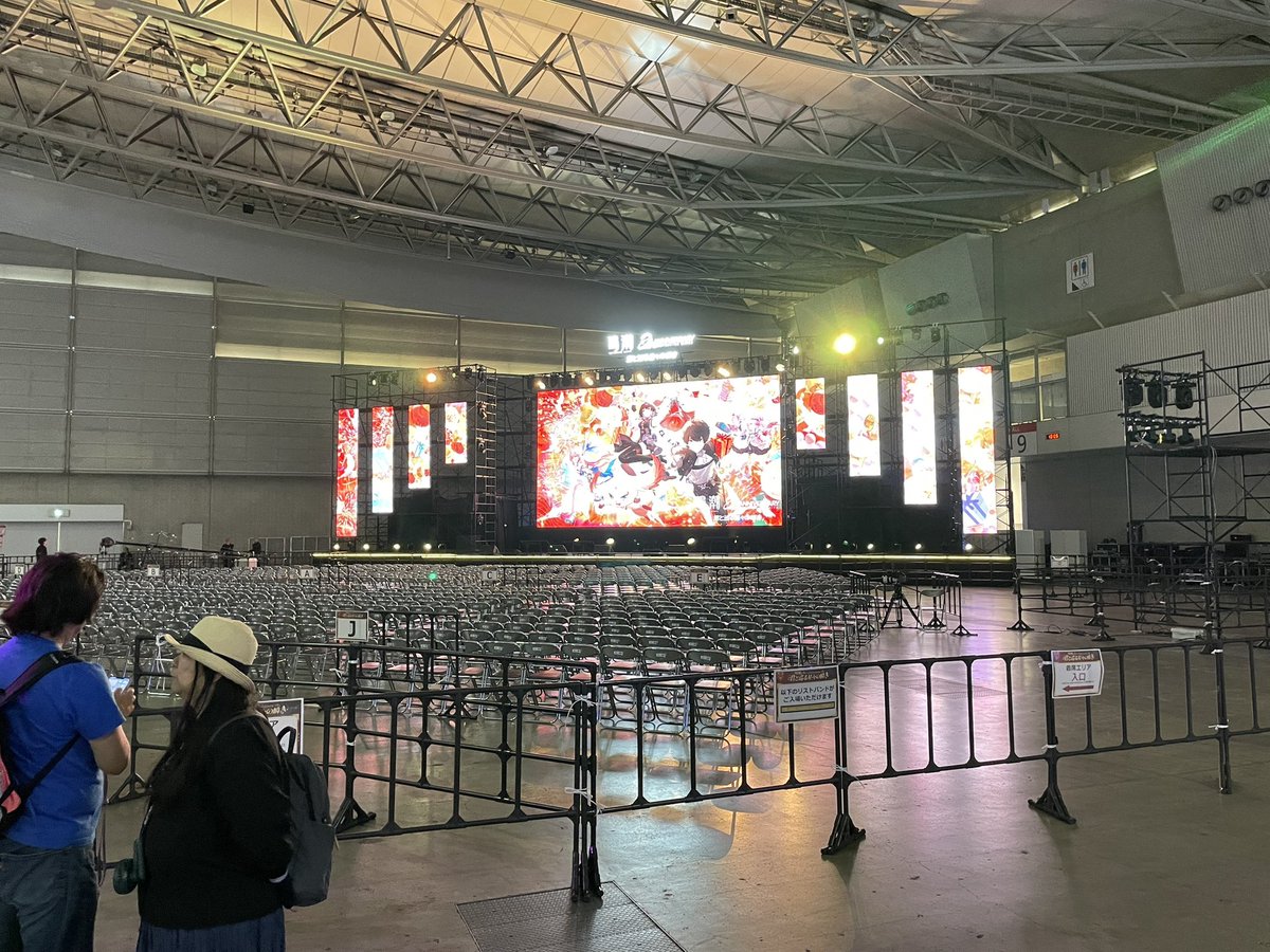 sh____84k's tweet photo. 鳴潮2周年おめでとう！
とても素晴らしいイベントだったよ！
来年もあれば絶対行きます！
物販は売り切れで買えなかったものは予約にしちゃったから全部届いたら整理しよう
写真はありすぎて全部載せられないから一部だけ！ https://t.co/R7p8vWhadR