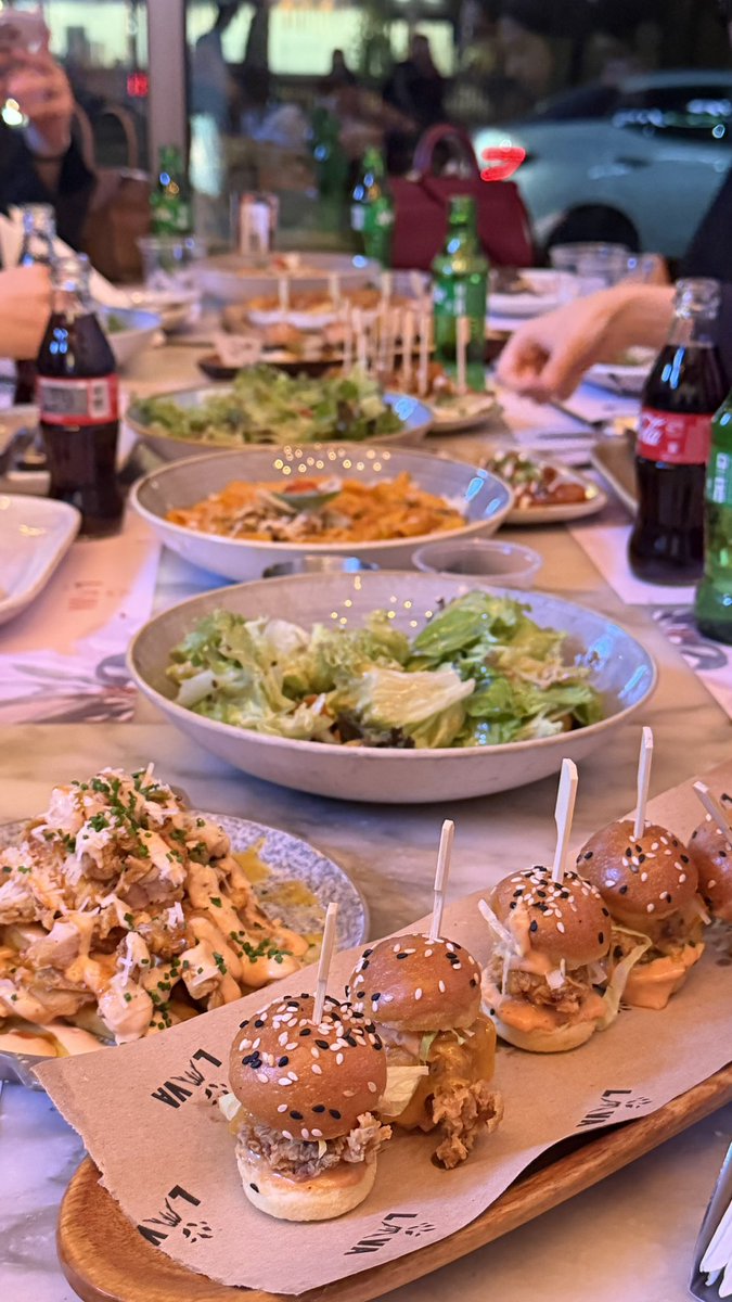 sometimeszoz's tweet photo. EID recap❣️ https://t.co/xTBKlzctS2