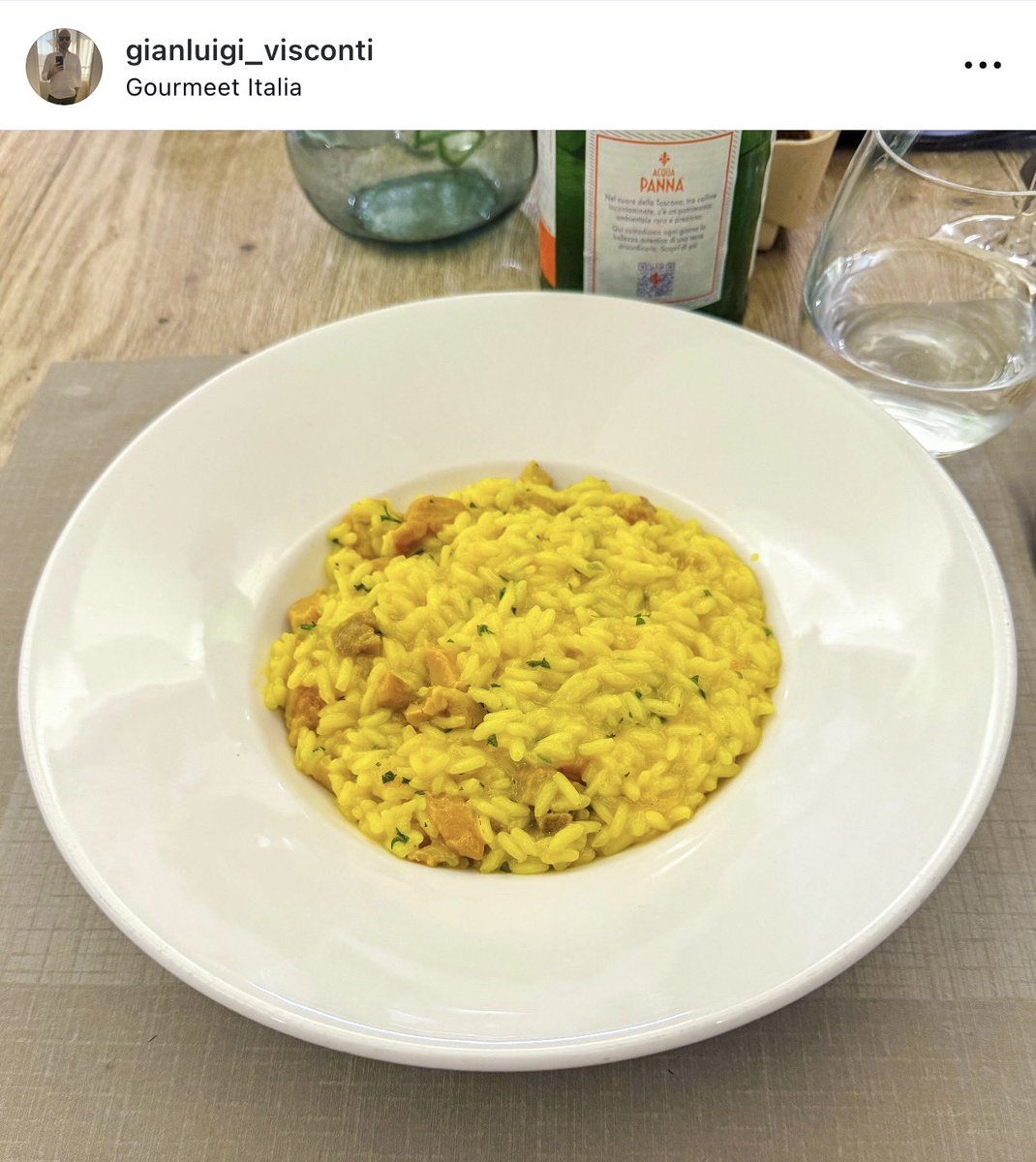 gianlu_1978's tweet photo. #lunch #food #wine #picoftheday #photooftheday #lovefood https://t.co/BfwOG7Hu4g
