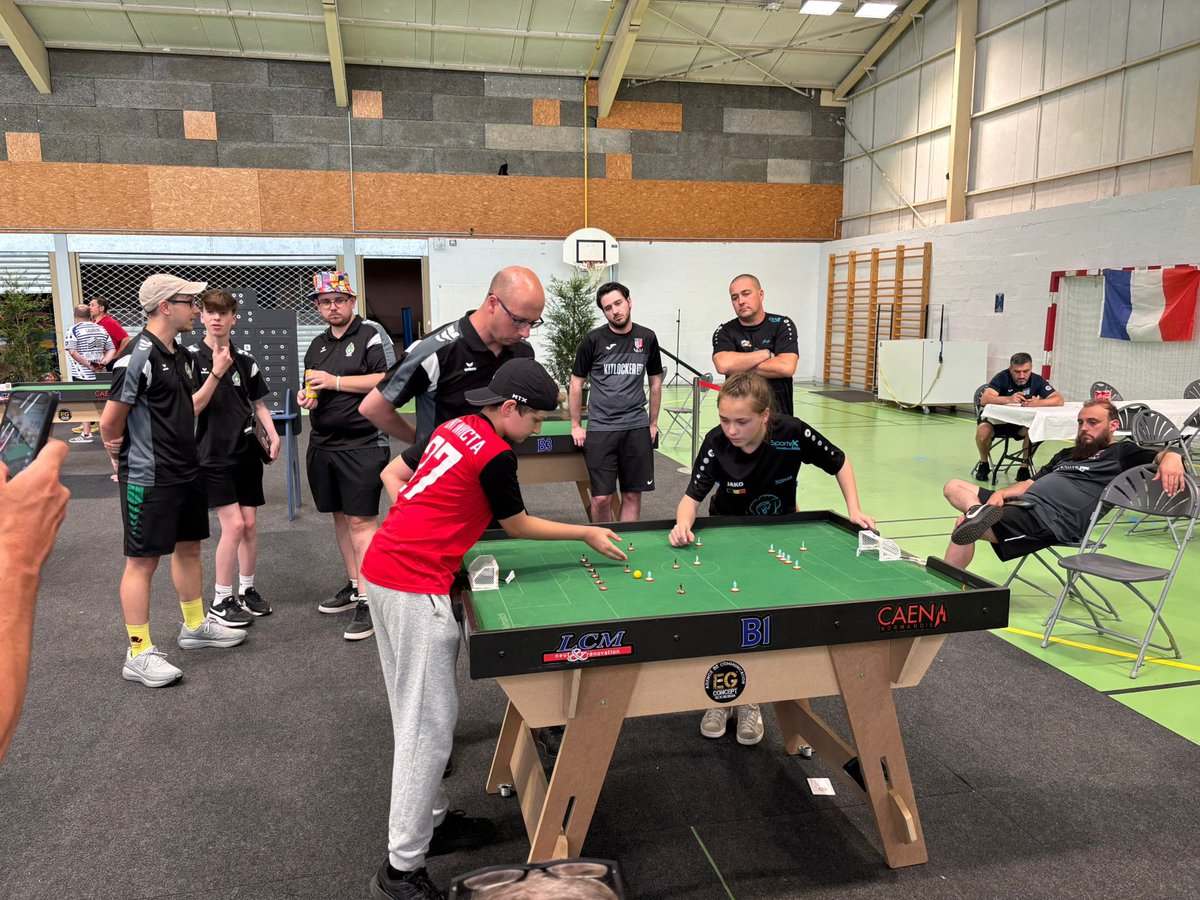 EnglishSubbuteo's tweet photo. 🚨🚨BREAKING NEWS from the French GP. 
🏴󠁧󠁢󠁥󠁮󠁧󠁿🏴󠁧󠁢󠁥󠁮󠁧󠁿Young Lion, Hadley Chapman wins the U16s Final on a Golden Goal.

Now onto the his U12 final shortly 
#Subbuteo https://t.co/qDPtWDL1Us