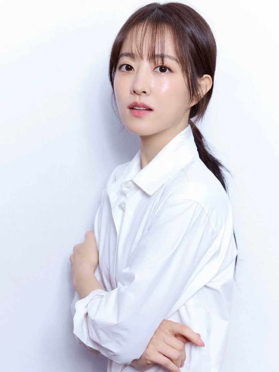 boyonng's tweet photo. ⠀   
⠀ #Bo영
   ⠀ https://t.co/AKNo2lz7ih