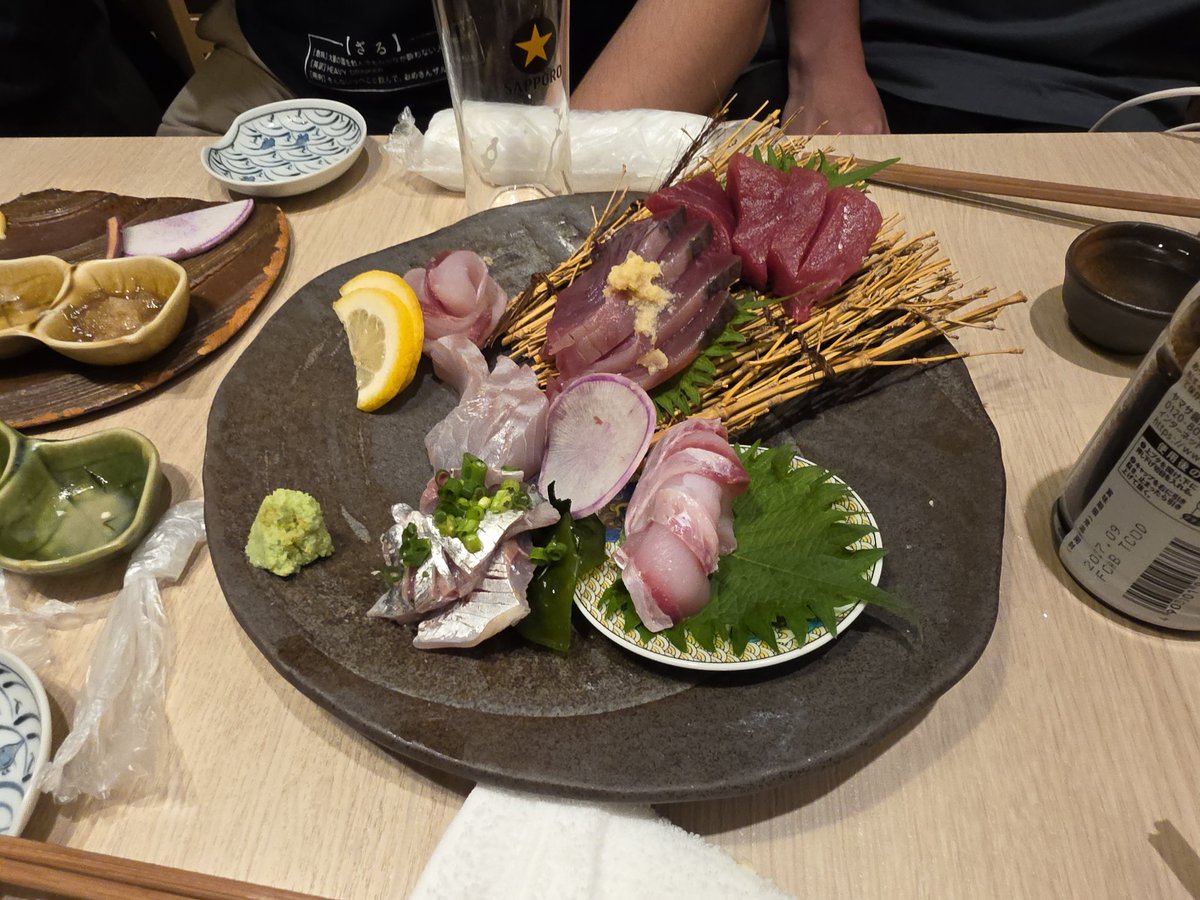 shingata_cold's tweet photo. 期待の新人を出迎えて飲酒 https://t.co/ePam8dAh8V