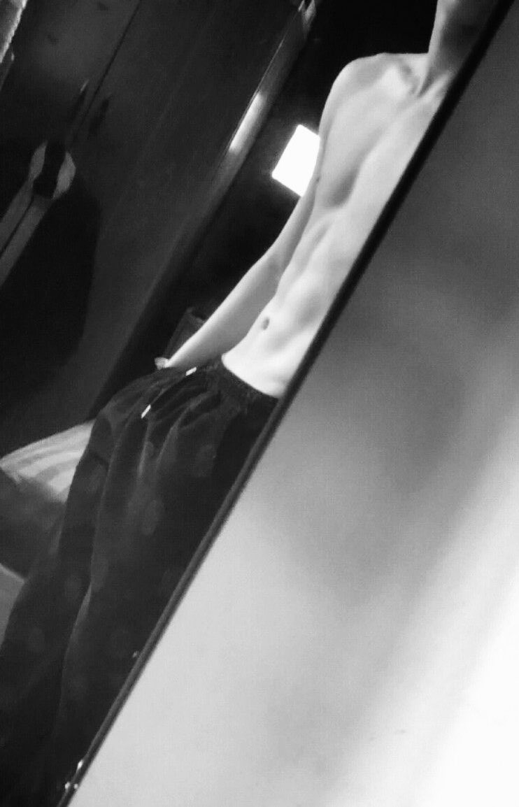 o_xpoxm's tweet photo. กลับมาออกกำลังกายดีกว่าเยอะ https://t.co/h6h4Lsb1sP
