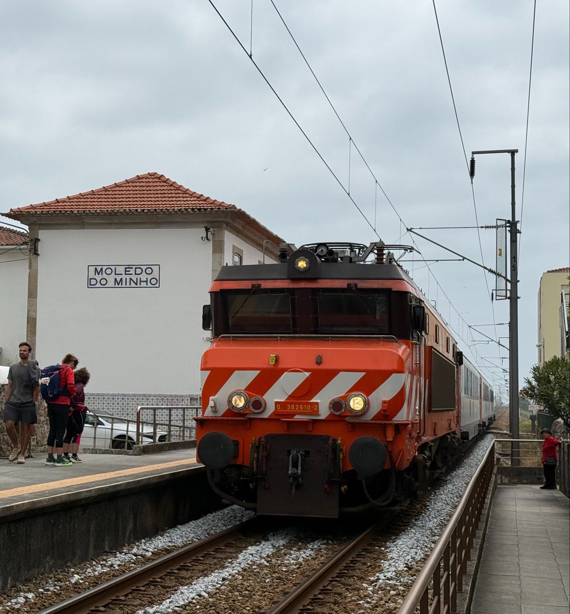 decomboio's tweet photo. Caminho de Santiago. 🇵🇹 🇪🇸 https://t.co/dkamZfJZW4