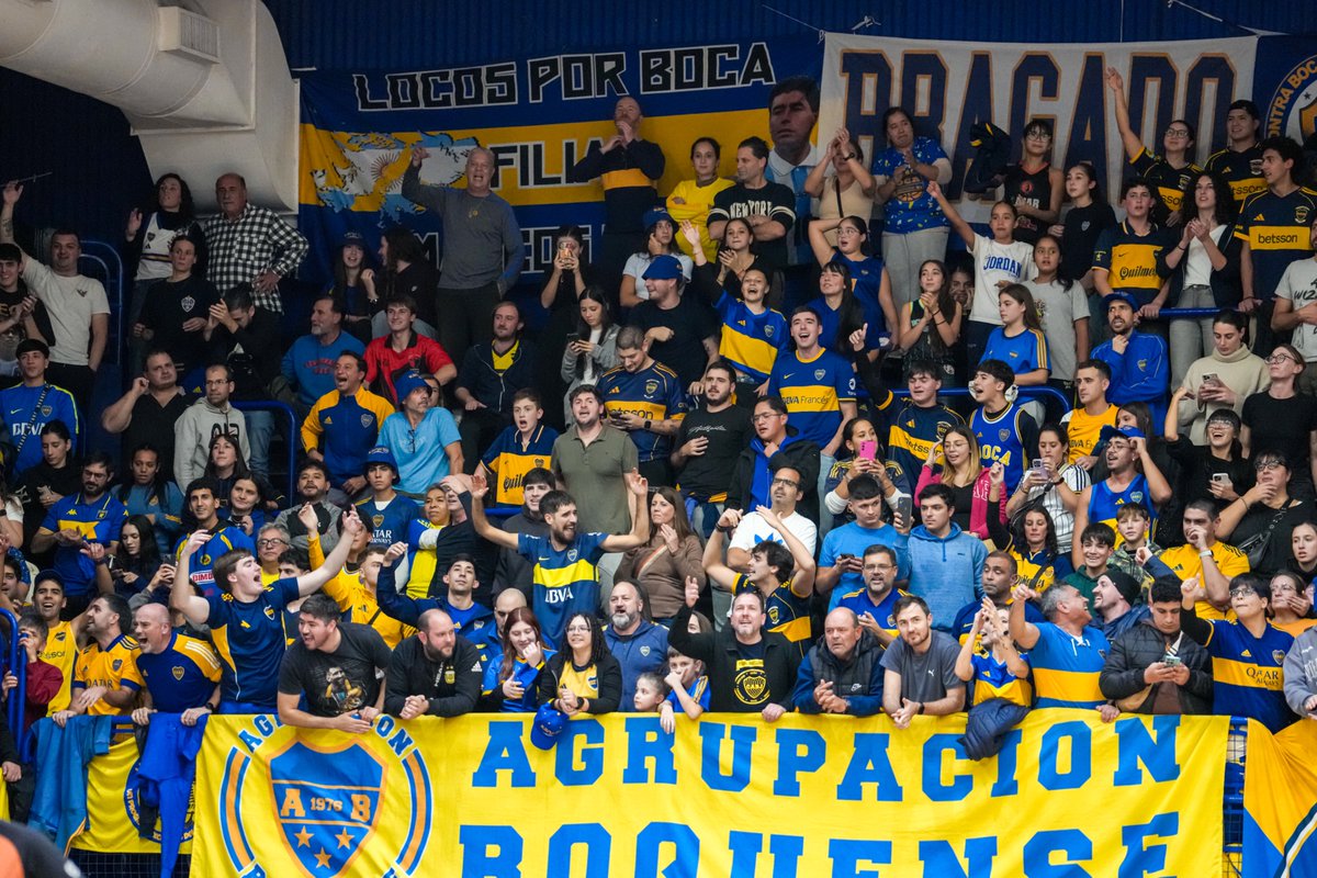BasquetBocaJrs's tweet photo. La más grande del mundo entero 🙌🇸🇪

Gracias por el apoyo incondicional, bosteros.
¡Mañana todos juntos, una vez más! 💪

🏀💙💛💙 https://t.co/TlAsN2ar7F