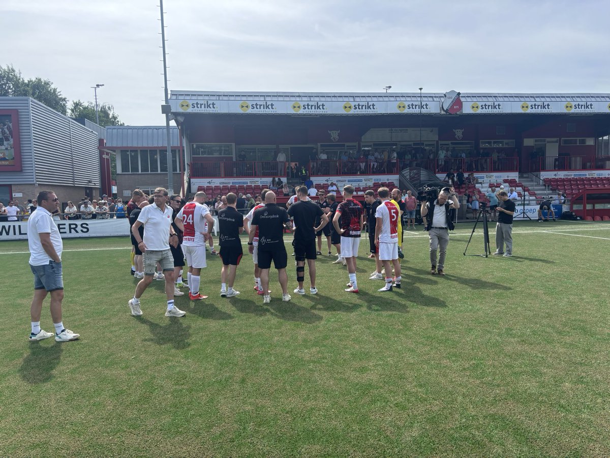 flevoboys's tweet photo. Bedankt voor een geweldig seizoen! https://t.co/caC6ZyCGW4