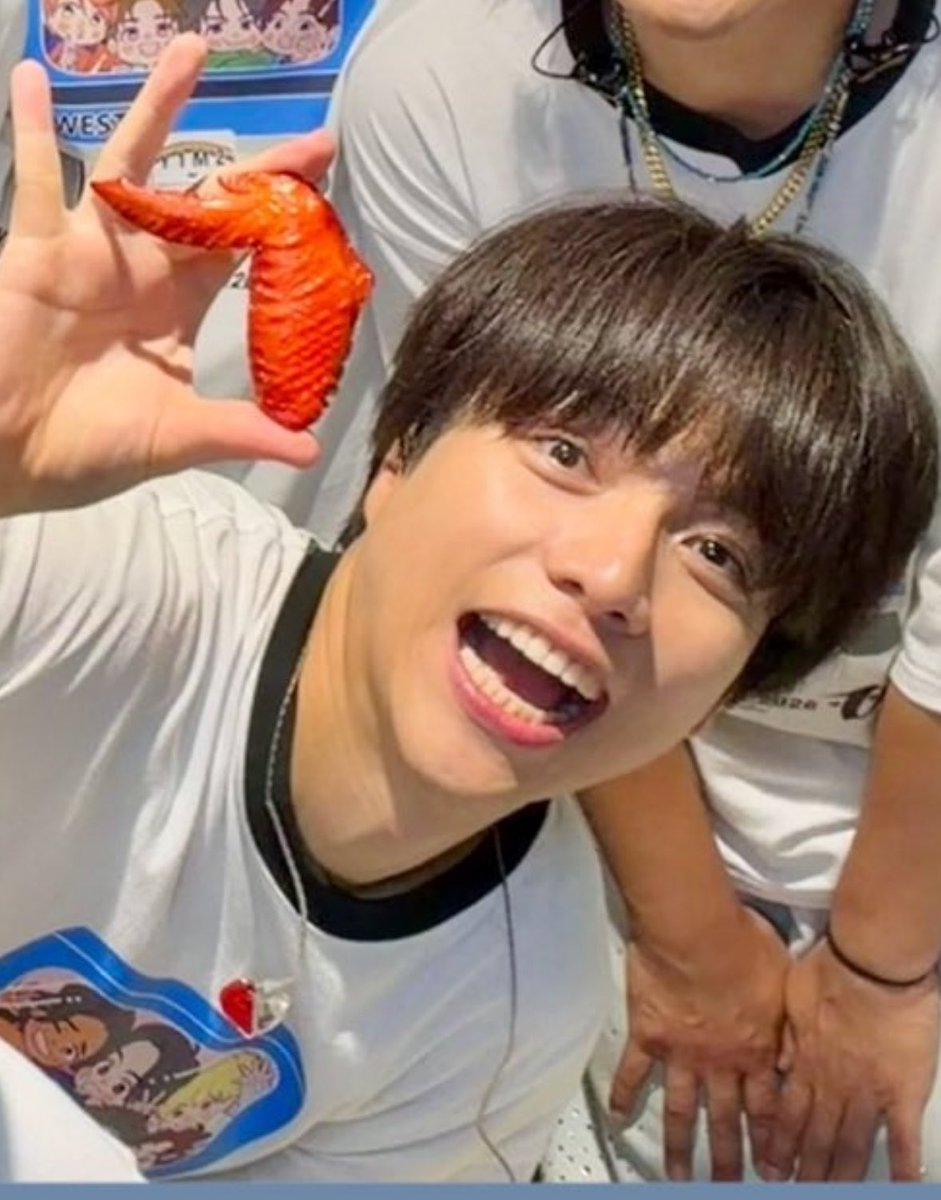 sg_luv2's tweet photo. 山田太陽！？？

#唯一無二ツアー https://t.co/R9CMsHrrRV