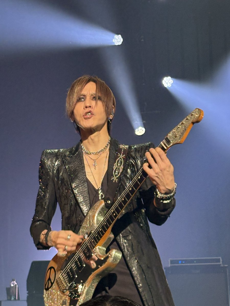 hiroko2212j's tweet photo. LUNA SEA
5/30@秦野

SUGIZOさん💕

#LUNAPIC https://t.co/SmE1x7GHuI