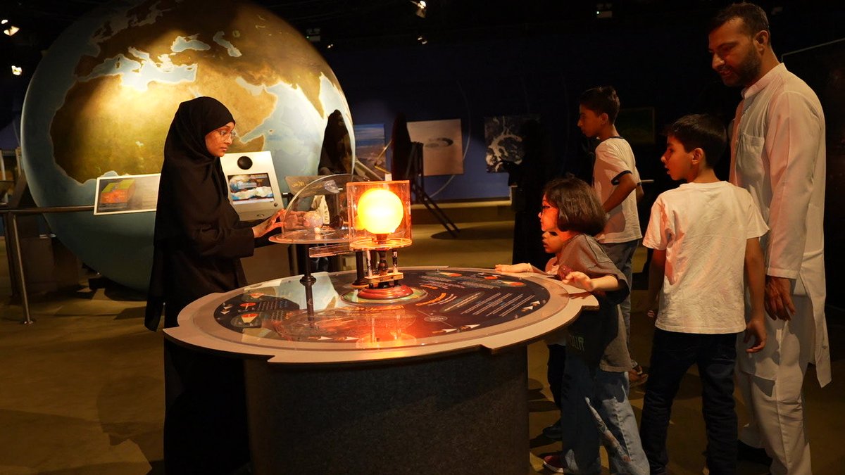 scitech_sda's tweet photo. ✨🔬 شهدت القاعات العلمية خلال عيد الأضحى حضورًا مميزًا من الزوار، في أجواء احتفالية مليئة بالبهجة والمتعة 🎉🌟

#عيد_سايتك
#سايتك https://t.co/pQpDZm1pmp
