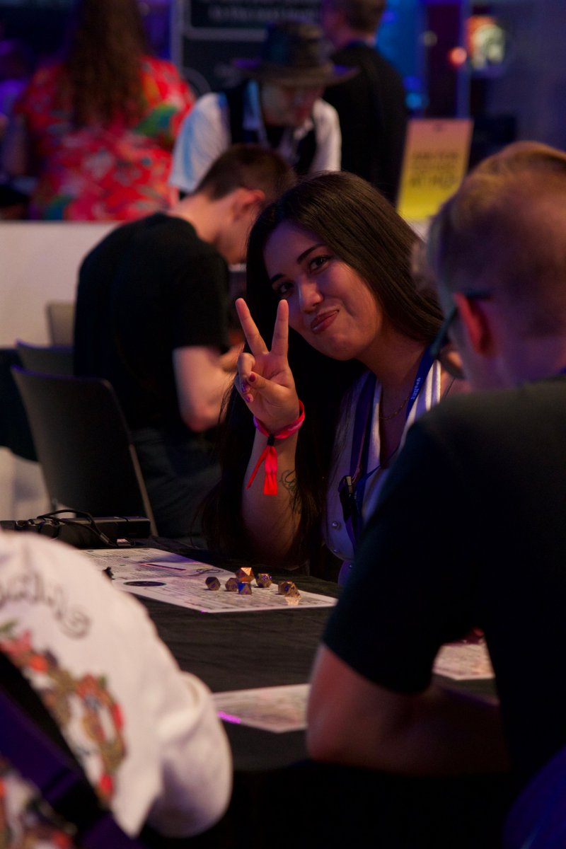 Fanfinity_gg's tweet photo. All smiles here at TwitchCon in Rotterdam! 💜 https://t.co/m4yM7vAQwj
