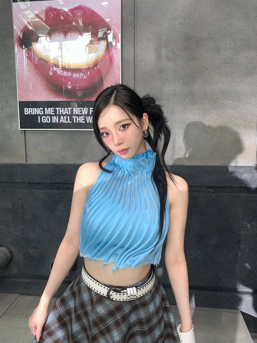 nana ໒꒱ tweet media