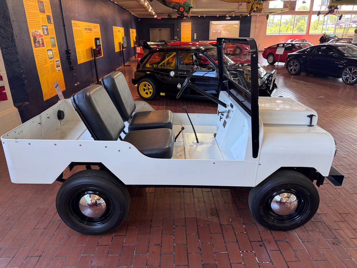 LaneMotor's tweet photo. Live from the gallery - this 1961 Crofton Bug modeled after the Farm O'Road and uses a modified Crosley engine.  Like the Crosley Farm O'Road, the Crofton Bug came with options such as a snow plow or tow bar. https://t.co/gK3vfUXkz7