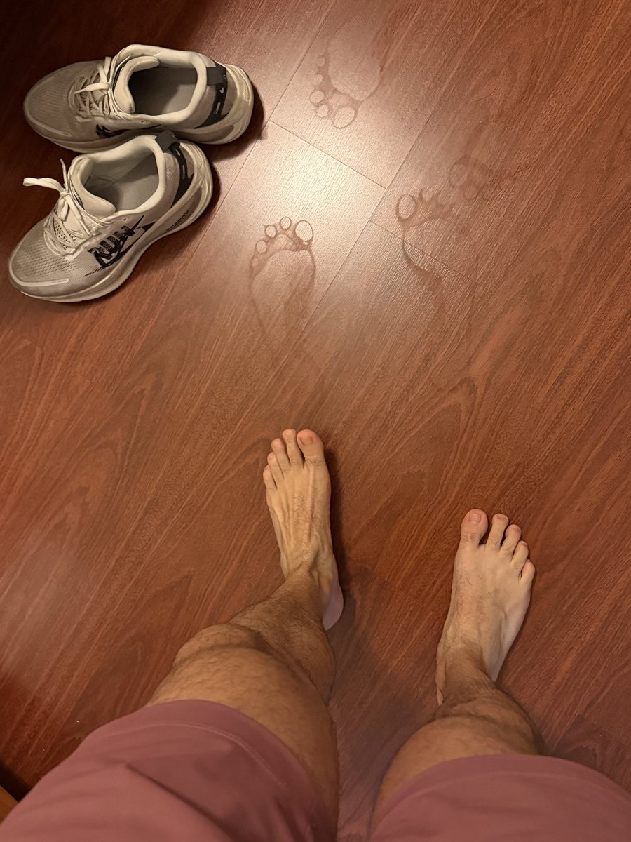 thelonewolf2291's tweet photo. Fresh from 5k run 😮‍💨 https://t.co/MyeBtgrwzq
