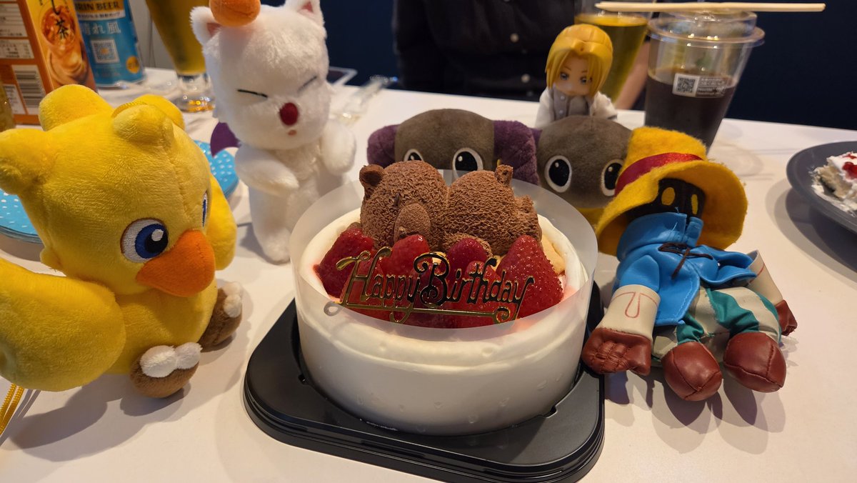 ラウス tweet media