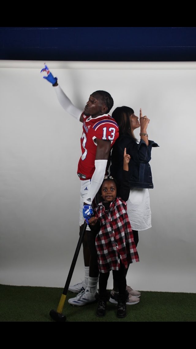 MarcellusLint13's tweet photo. #AGTG Extremely Blessed To Talk To @BJohnsonoly Extremely Blessed To Receive An Scholarship To Louisiana Tech University #BleedTechBlue!!! https://t.co/HgQ9ZKw5Hl