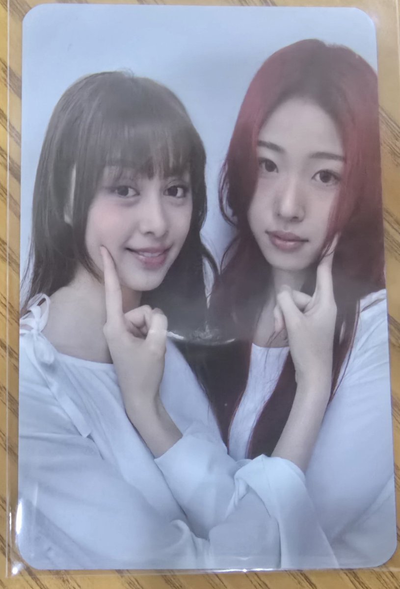gamgam12a's tweet photo. 앳하트 AtHeart 공방 포카 양도합니다

각 1.0

https://t.co/cWBDwGDWBR

앳하트 AtHeart 미치 MICHI 아린 ARIN 케이틀린 KATELYN 봄 BOME 서현 SEOHYEON 아우로라 AURORA 나현 NAHYUN 앨범 album 공개방송 broadcast 공방 photocard 포토카드 poca 미공포 benefit WTS https://t.co/hM9pJeKkZk