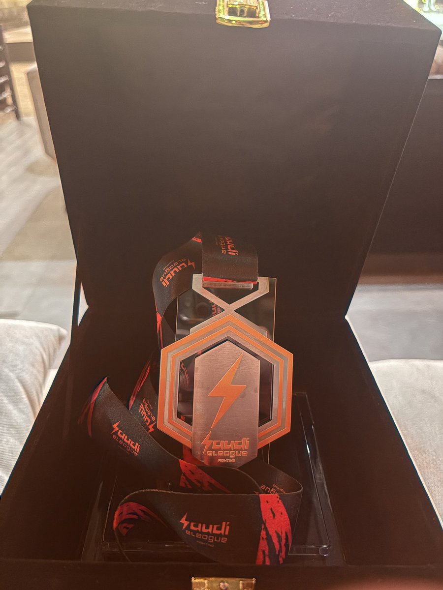 luminousRage's tweet photo. Runner up in @SEL_Fighting Championship finals 🥈

Ggs to @AtifButt540 🙏🏻

Thank you for the support @RC_REJECT 

Let’s build this community and learn together and do better on the next one🫡
#RCWIN https://t.co/VngPTjd9sg