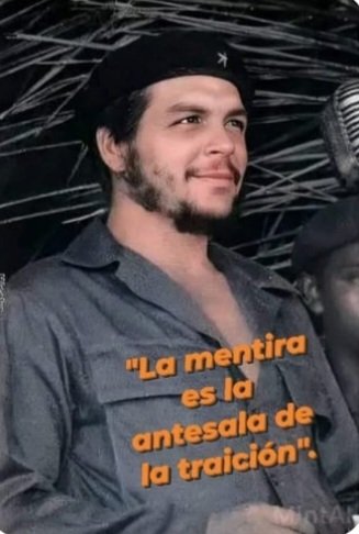RebecaCubanita's tweet photo. #LaPatriaSeDefiende
✍️"Solo sobreviven las ideas justas defendidas con amor"
#100AñosConFidel https://t.co/1bs1aaKv0H
