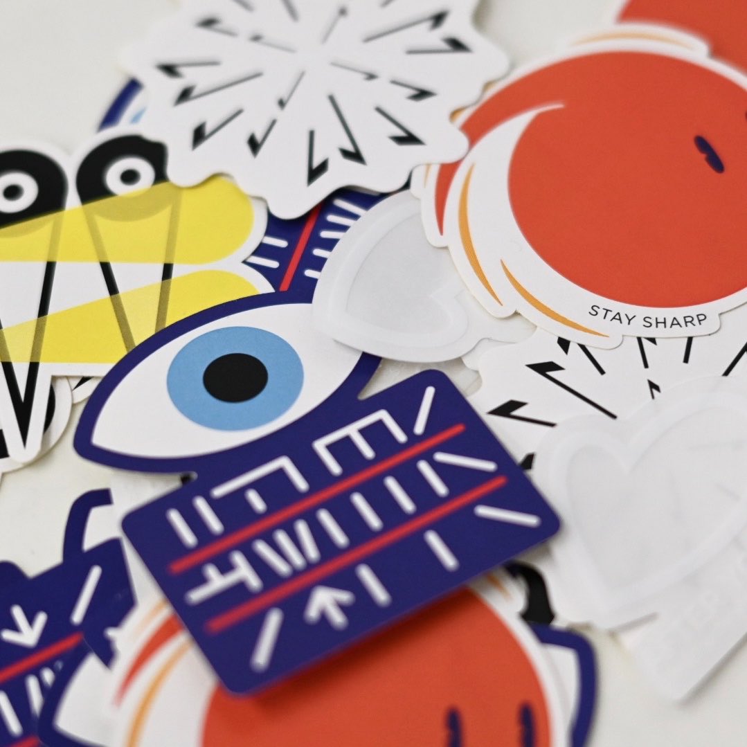 tomokusa_design's tweet photo. 今日はART BOOK OSAKA @artbookosaka に行ってましたよ！

ぼくもLDC @j_logo_d_club の活動で作ったステッカー販売してます！明日はいませんが、タイポグラフィ協会のブースで売ってます！

明日もよろしくです！ https://t.co/LLHruc1nqd