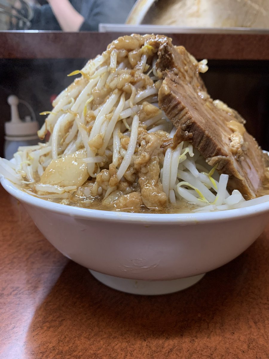 もけ tweet media