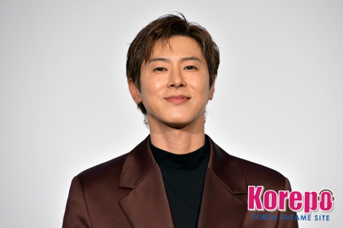 Kkorepo's tweet photo. 「取材レポ」#ユンホ（#東方神起）「日本の映画初出演作品がこの作品でよかった！」映画『TOKY BURST -犯罪都市-』公開初日舞台挨拶開催！
#TOKYBURST #犯罪都市
🔗https://t.co/OkWWwKZBbU https://t.co/wZCMeVUvz2
