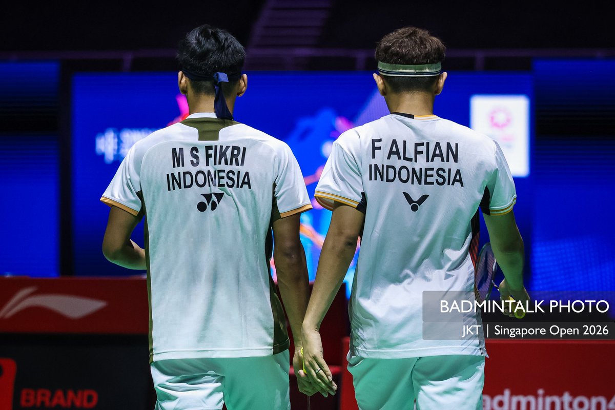 BadmintonTalk's tweet photo. Sobat Minggu kita, Fajar Alfian dan Muhammad Shohibul Fikri!

#BadmintalkPhoto #SingaporeOpen2026 #KFFSBO2026 https://t.co/FYz7MjBQM3