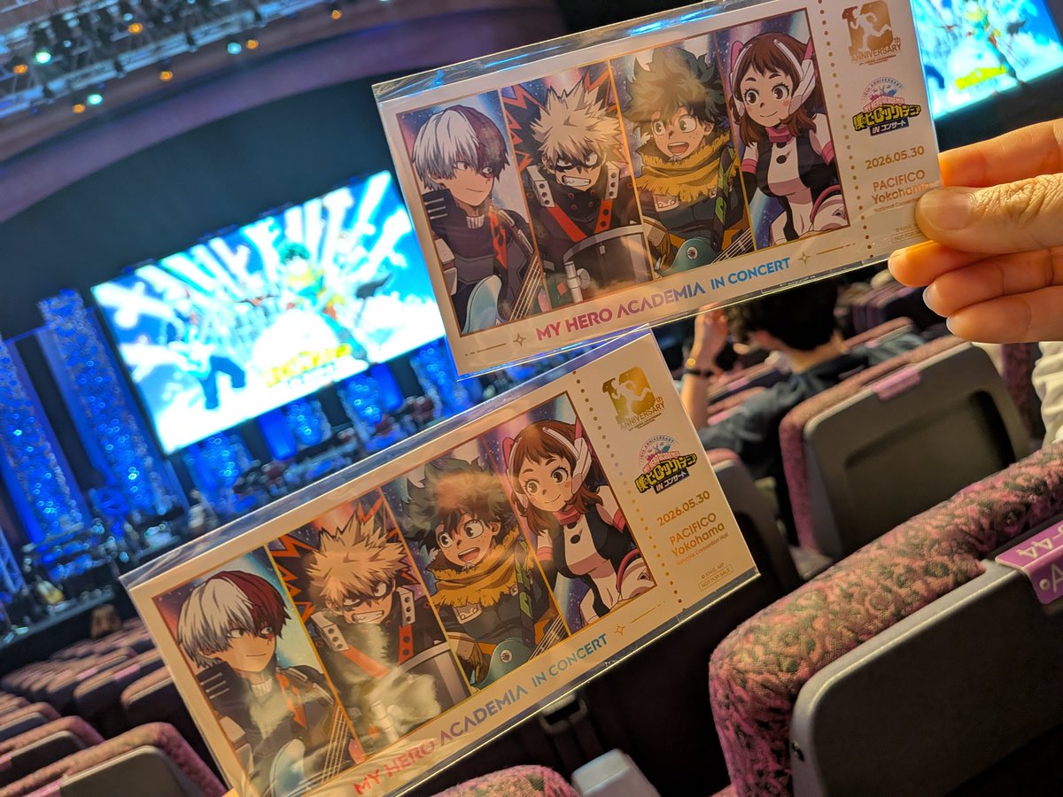 rika__0211's tweet photo. アニメ映像見たいし演奏してる皆さん見たいし声優さん見たいし目が2つじゃ足りなかった…じゃぶじゃぶに泣いてるところからのぶち上げアンコール最高でした…ヒロアカ大好き… https://t.co/sd6aEQHtOW