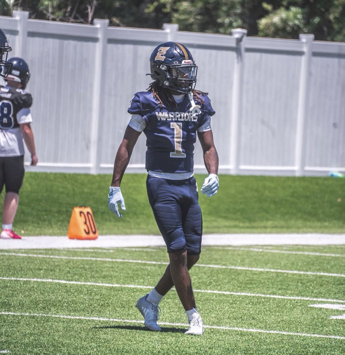 RealNews102's tweet photo. QB House Bus Tour hits the road 🚍

6 colleges in 7 days with valuable networking, competition, and recruiting opportunities ahead.

Notable QBs: 

@813_mcdonald @carterjojo5 @Noahwqb @caleb_mc4 
@RaidenDuttQB1 @BraydenHim8 
@StevenLeBlanc29 @Ty_LeeQb1 
@Cam_wadd2028 @imjordancalvin9 
@KJ_Roos 

Notable ATHs: 

@Malihairston @blake_marinko @JCassidy_10 @BrysonRabon @Berrysanders_0 @KalebReincke @jasondungy2027_ @Beach_3_ @BirnerAlexander @AEdgecombe2029 @Jojoclass27

📝: https://t.co/H09iNmMvrc

📝: https://t.co/zk1v5R0WbQ