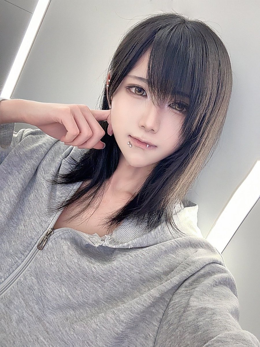 金金大王 tweet media