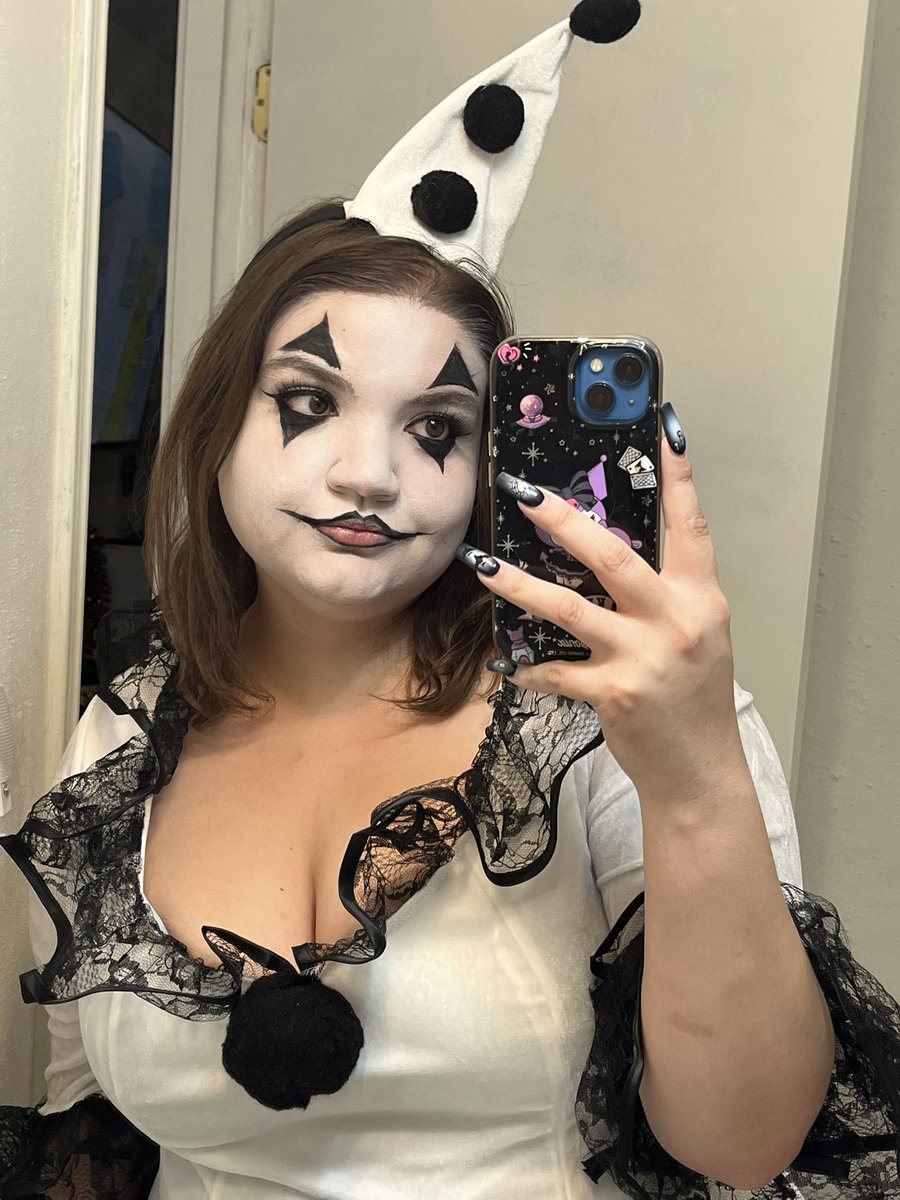 𝖑𝖆𝖚𝖗𝖊𝖓♡︎ tweet media