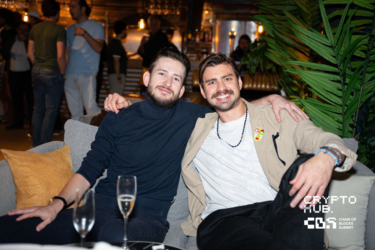 theBlocksSummit's tweet photo. Recap by @VisitMalta 🇲🇹 
#ChainOfBlocksSummitEU26

And Even More Party Vibes... 🟢🍸 

1⃣ Wednesday's #CBSLaunchParty in collaboration with our amazing partners @cryptohubmalta https://t.co/eN3fdoDRak