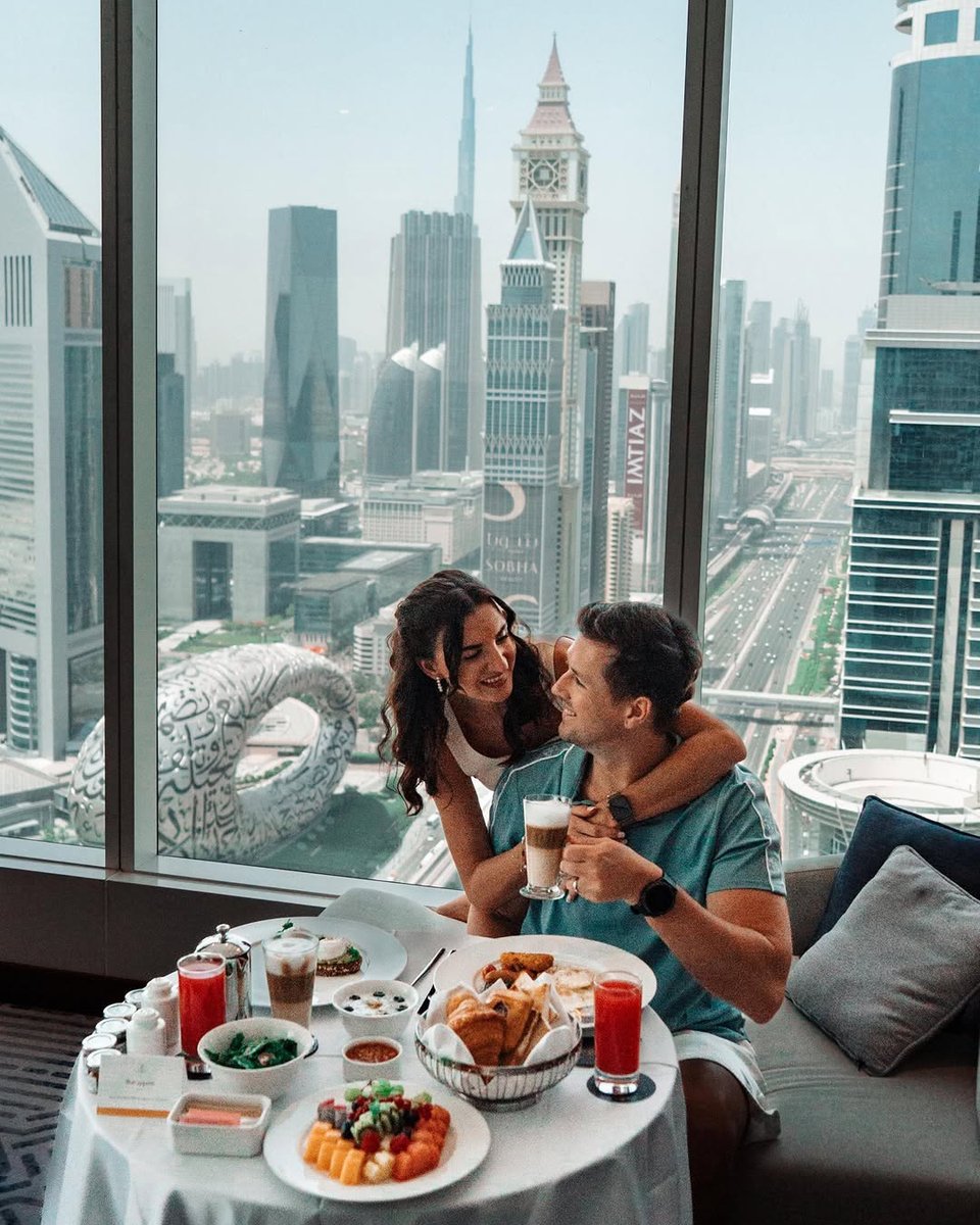 visitdubai's tweet photo. Check-in, switch off, and just enjoy the moment 💙✨Tag your staycation partner!

📸 IG/kasialukaszczuk

#VisitDubai https://t.co/VFprImzo1v
