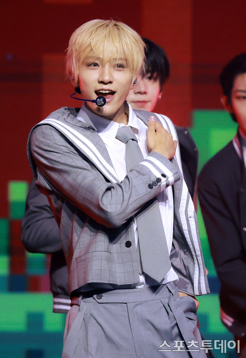 AHOF Charts tweet media