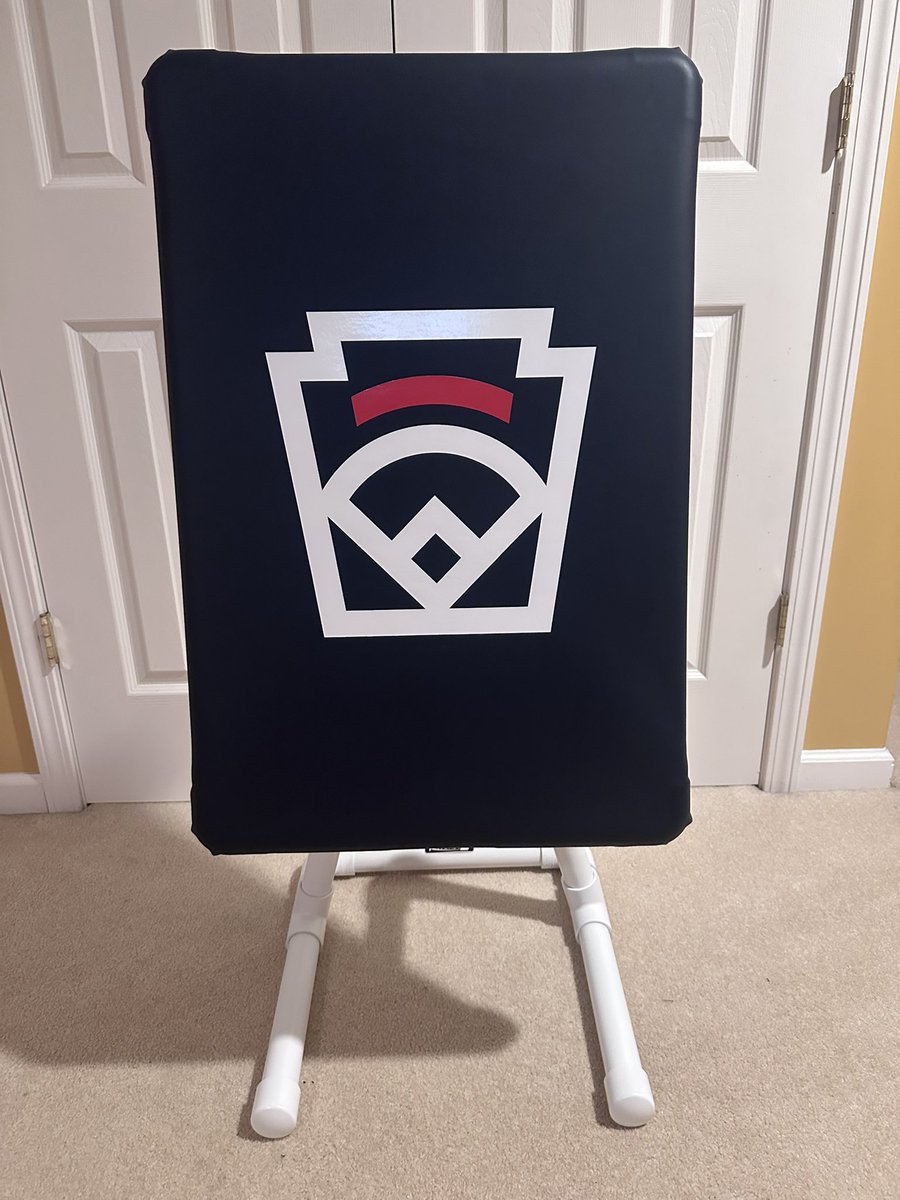 EasyCallKZone's tweet photo. Navy blue wiffle ball strike zone with a white base and a custom #littleleague decal #easycall #blitzball #wiffleball https://t.co/pnWUC7Q8yq