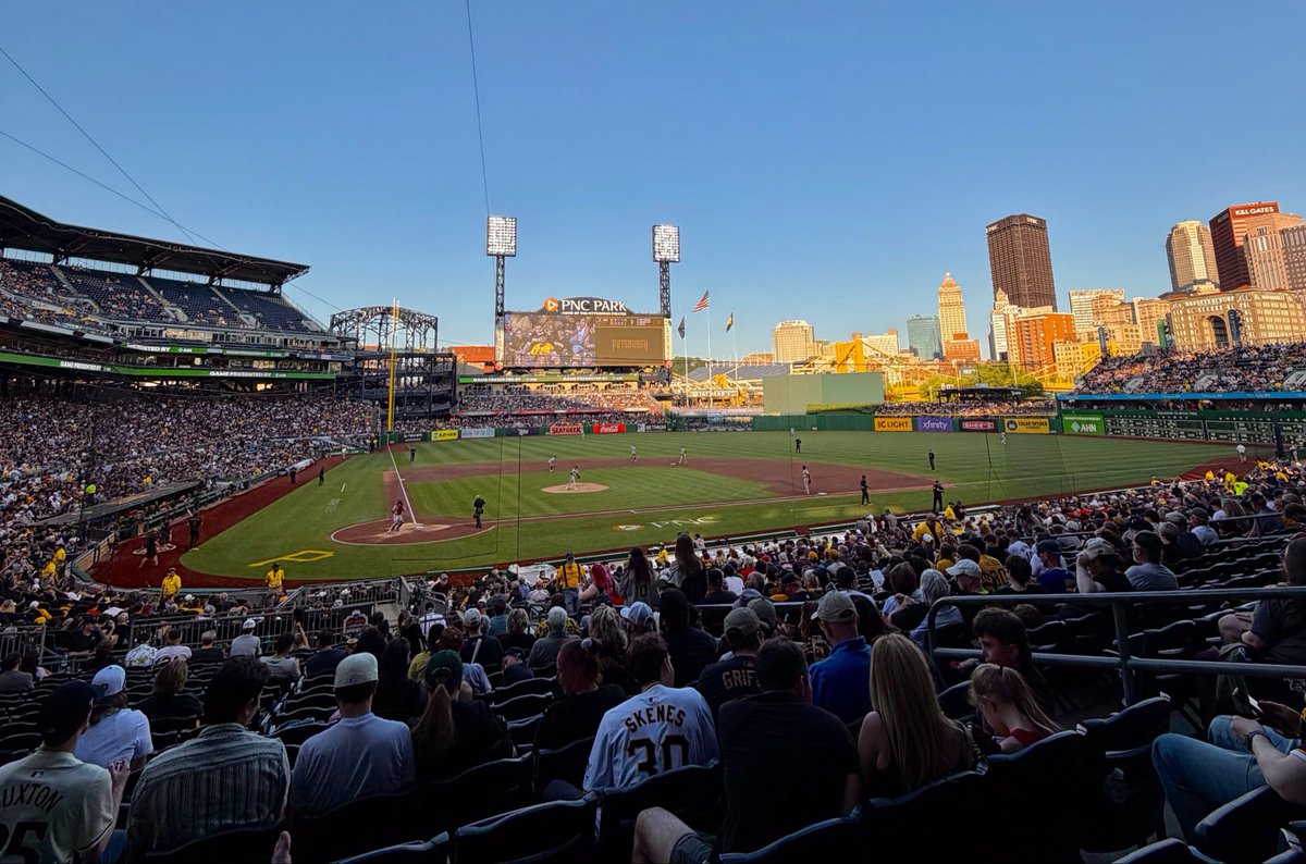 frankmikesmith's tweet photo. Friday night. My brother’s birthday. My family rolls 7 deep to grab drinks and apps before taking the river walk to the gate. It’s 72 degrees and sunny as we enter one of the world’s best ballparks. The Pirates walk it off thanks to a deep two run homer. A hysterical celebration is quickly followed by a USA themed drone show. The whole crew rolls back to the same bar for an nightcap.

Nights like these are the good old days.