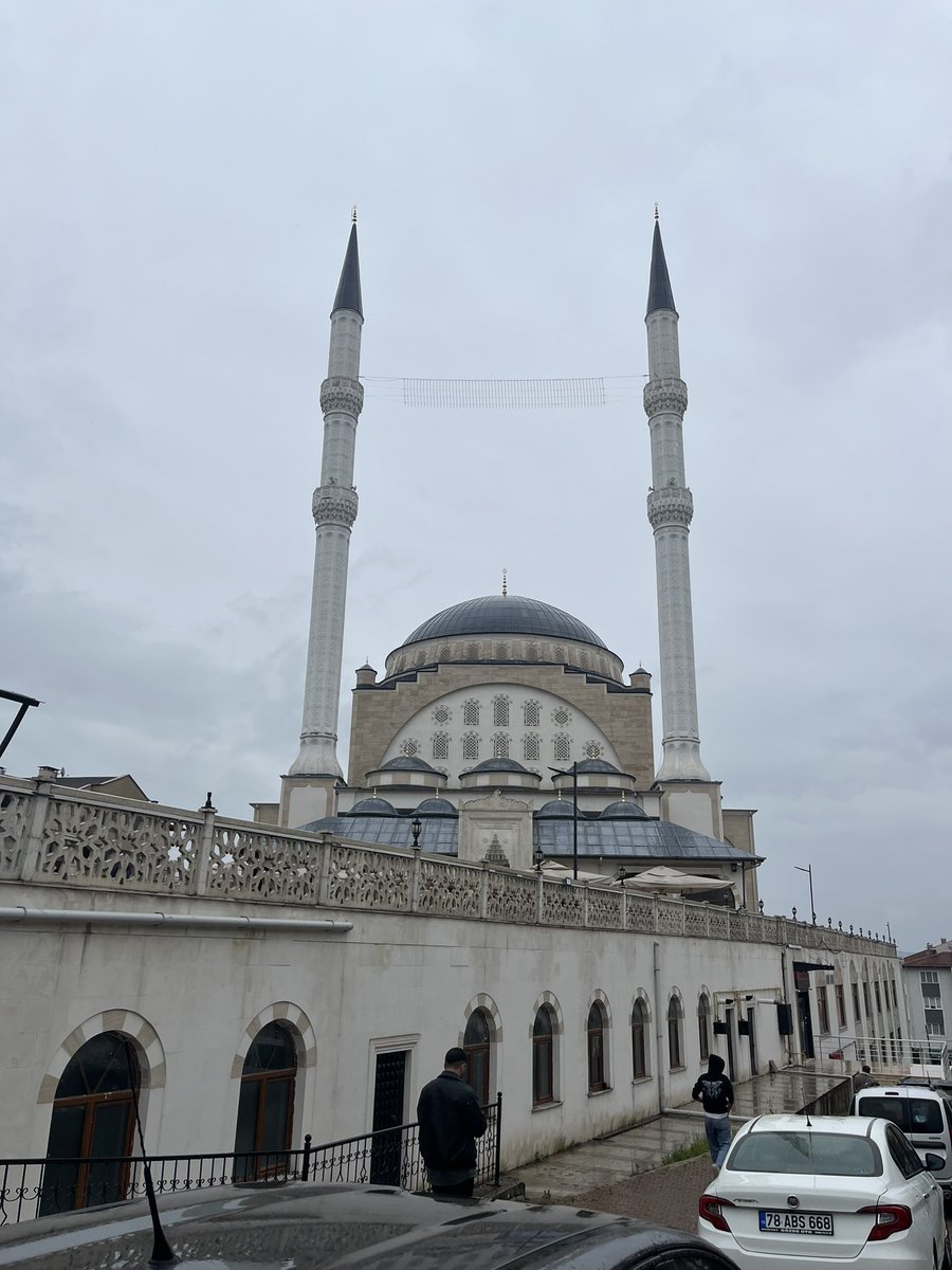 srphazz's tweet photo. @mutantsertac İbadetimizi yaptiktan sonra nasipse cafesolo da self dateimizi gerceklestirecegiz @brofazz 
📍safranbolu https://t.co/qfCWXIJXWp